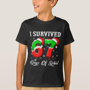 Ich habe 67 Tage Schule überlebt Lustiges Weihnach T-Shirt