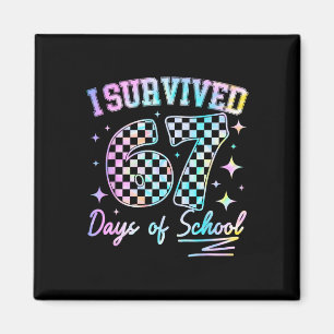Ich habe 67 Tage Schule überlebt Tie Dye 67. Tag T Magnet