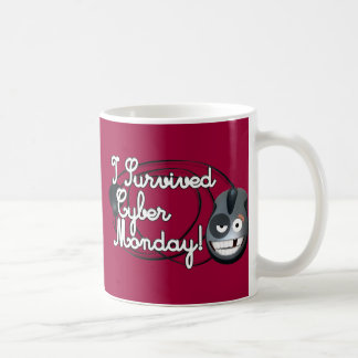 Ich habe am Montag Cyber überlebt Kaffeetasse