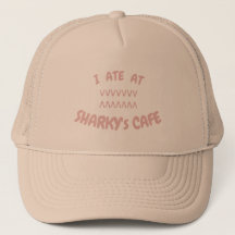 ICH HABE BEI SHARKYS CAFE Trucker Hat GESCHAFFEN