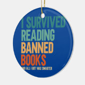 Ich habe das Buch "Verbotene Bücher lesen" überleb Keramik Ornament (Links)