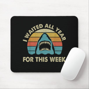 Ich habe das ganze Jahr auf diese Woche Haifischfi Mousepad