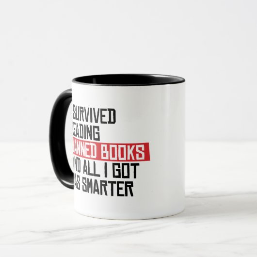 Ich habe das Lesen verbotener Bücher überlebt Tasse (Vorderseite Links)
