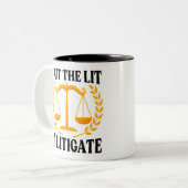 Ich habe das Lit in einen Rechtsstreit gestellt -  Zweifarbige Tasse (Vorderseite Links)