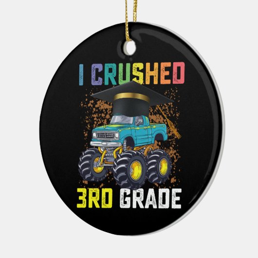 Ich habe den Monster-Abschluss der dritten Klasse  Keramik Ornament (Links)