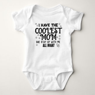 Ich habe die coolste Mama Baby-Body Baby Strampler