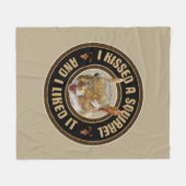 Ich habe ein Eichhörnchen geküsst - lustige Parodi Fleecedecke (Vorderseite (Horizontal))