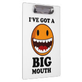 "ICH HABE EIN GROSSES MOUTH-GESICHT GOT KLEMMBRETT (Rechts)