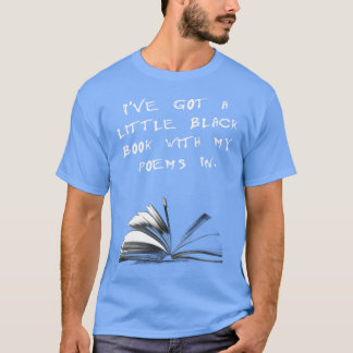 Ich habe ein kleines Buch mit meinen Gedichten in T-Shirt