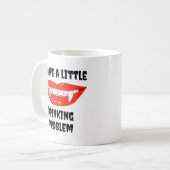 Ich habe ein kleines Trinkproblem mit Vampirfangs Kaffeetasse (Vorderseite Links)