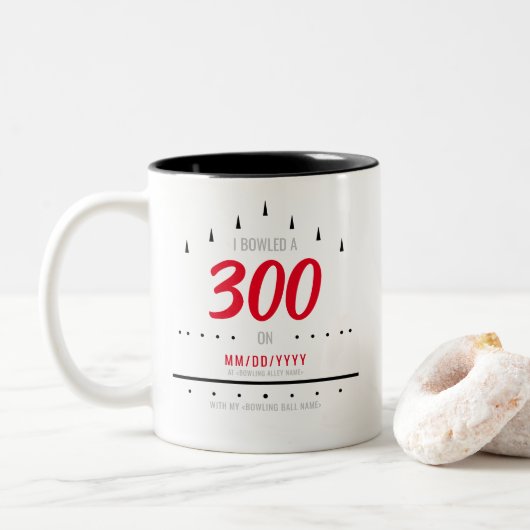 "Ich habe eine 300 gekocht" | Datum | Bowling Ball Zweifarbige Tasse (Mit Donut)