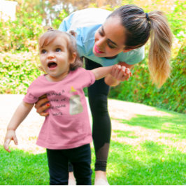 Ich habe eine Flasche Weiße Funny Girls im Haus Baby T-shirt