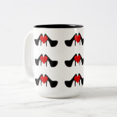 Ich habe eine Tasse für das Muster von Herzschuhen (Vorderseite Links)