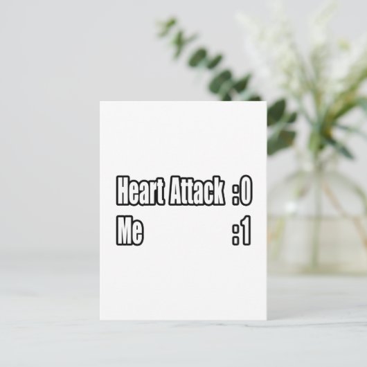 Ich habe einen Herzanfall überlebt (Scoreboard) Postkarte (Stehend Vorderseite)