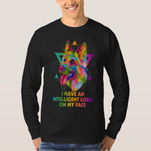 Ich habe einen intelligenten Blick auf meinem Gesi T-Shirt