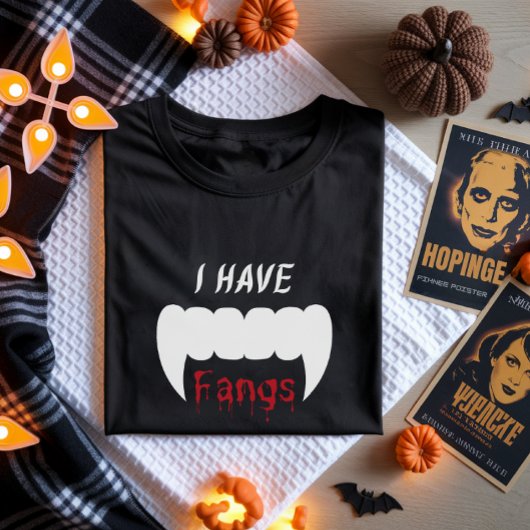 Ich habe Fangs Vampire Halloween-T - Shirt
