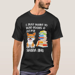 Ich habe gerade Gewollt Bücher zu lesen und meinen T-Shirt