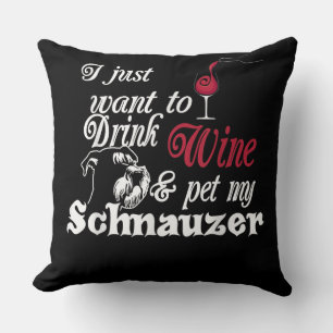 Ich habe gerade Gewollt, um Wein zu trinken und me Kissen