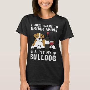 Ich habe gerade Gewollt, Wein zu trinken und meine T-Shirt