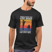 Ich habe Hunde, die ich spiele Französisch Horn un T-Shirt (Vorderseite)