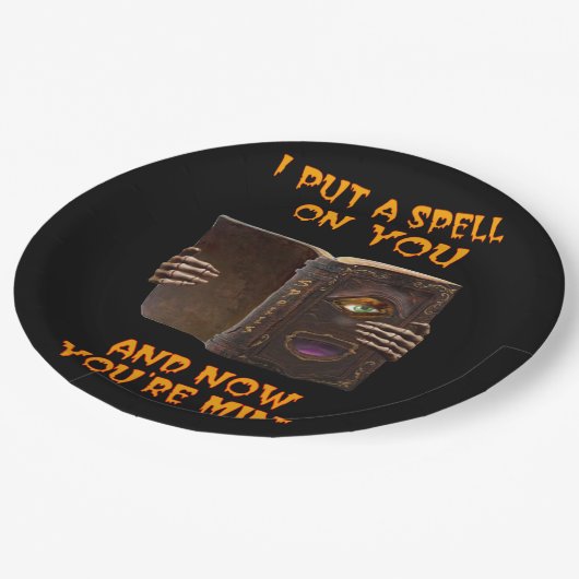 ICH HABE IHNEN EINEN SPELRAUM AUFGEFÜHRT PAPPTELLER (Schrägansicht)