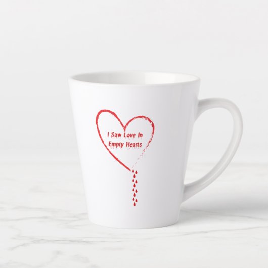 Ich habe Liebe im leeren Herz-Design gesehen 3 Milchtasse (Rechts)