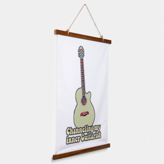 Ich habe meinen inneren Gitarrist kanalisiert. Wandteppich Mit Holzrahmen (Gewinkelt)