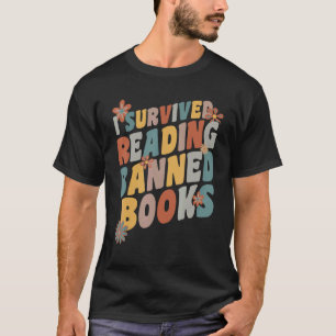 Ich habe Vintages Buch über das Lesen verbotener B T-Shirt