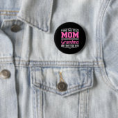 Ich habe zwei Titel Mama und Oma Funny Mütter Da Button (Beispiel)
