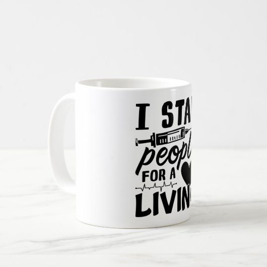 Ich halte Menschen für ein Geschenk für eine Dialy Kaffeetasse (Vorderseite Links)
