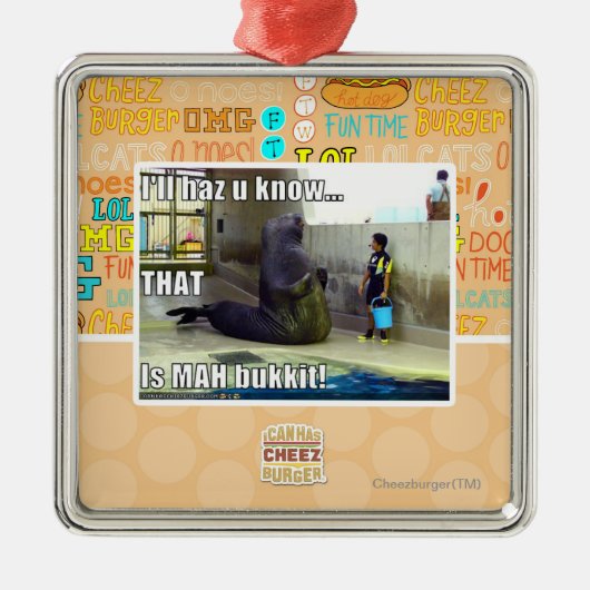 Ich haz u weiß ornament aus metall (Vorne)