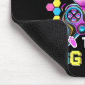 Ich hielt mein Spiel an, um Videospiel-Jagd auf Ei Mousepad (Ecke)