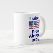 "Ich hob eine HERO, Proud AIR FORCE MAMA! 20 oz Jumbo-Tasse (Vorderseite Rechts)