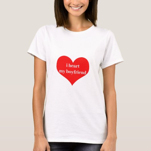 Ich höre meine Freundin Liebe Romantisches Rotes H T-Shirt (Vorderseite)