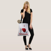 Ich höre Savannah Cat Silver Tasche (Am Model)