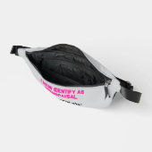 Ich identifiziere mich nun als Menopausal. Meine P Bauchtasche (Offen)