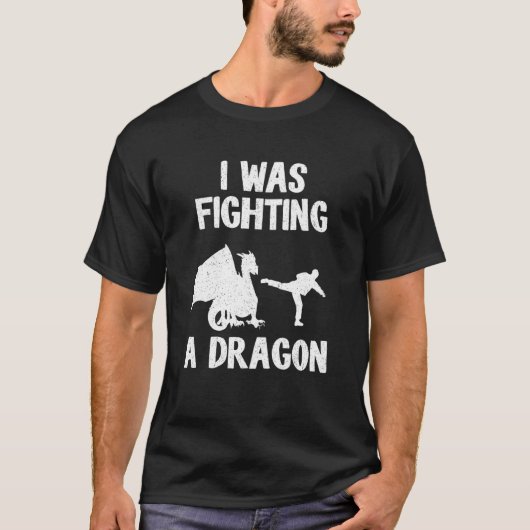 Ich kämpfte einen Drachen nach der Operation Erhol T-Shirt (Vorderseite)