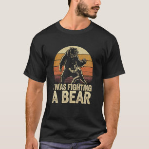 Ich kämpfte mit einem Bären Lustige Verletzung Gut T-Shirt