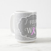 Ich kämpfte und gewann | Brustkrebserkrankung Kaffeetasse (Vorderseite Links)