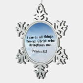 Ich kann alles durch...Philippinen 4:13 Schneeflocken Zinn-Ornament (Rechts)