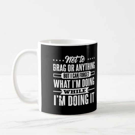 Ich kann vergessen, was ich tue, während ich es lu kaffeetasse (Links)