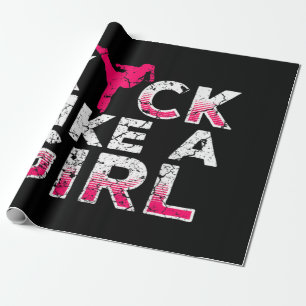 Ich kick wie ein Girl Karate Kickboxing Geschenkpapier