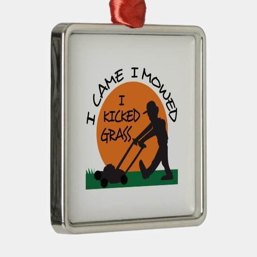 ICH KICKTE GRASS SILBERNES ORNAMENT (Rechts)