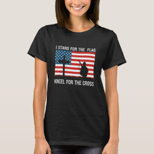 Ich knie am Kreuz und stehe an der Fahne. T-Shirt