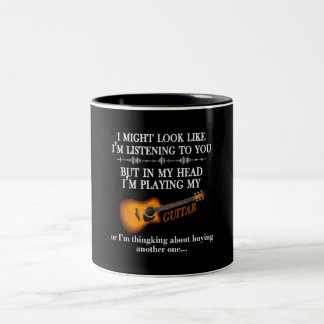 Ich könnte aussehen, als höre ich dir Gitarre Love Zweifarbige Tasse