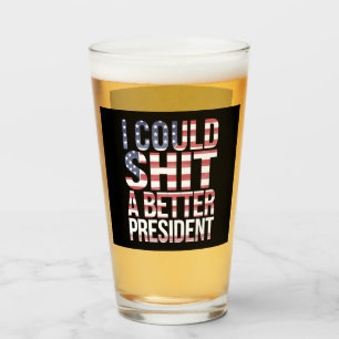 Ich könnte ein besseres Oberhemd zum Präsidenten w Glas