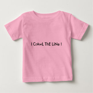 Ich krabbele die Linie Baby T-shirt