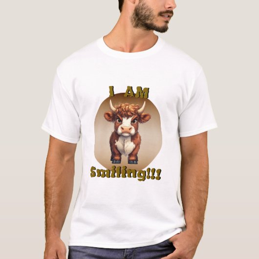 Ich lächle Highland Cow T-Shirt (Vorderseite)