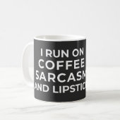 ICH LAGE AUF KAFFEESSARKASM UND LIPSTICK - SARKAST KAFFEETASSE (Vorderseite Links)