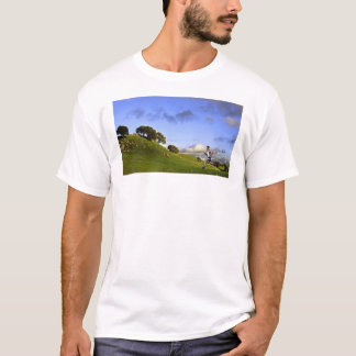 Ich laufe für den Hügel von ihm! (auf Rückseite) T-Shirt